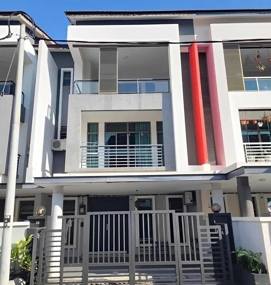 Malacca City Center Town House By 360Home Holiday home